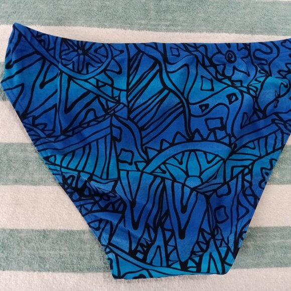 NWT, VINTAGE "VALCLUB" 2" SWIM BRIEF, Size "M" (32'-34"), BLACK/BLUE PATTERN - Picture 2 of 9